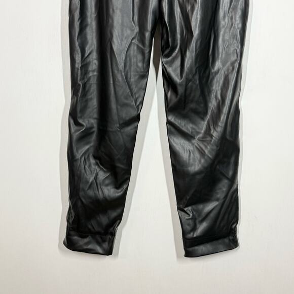 NEW Francesca’s Faux Leather Paperbag Pants Size Small Black Belted Pleated - Picture 6 of 9